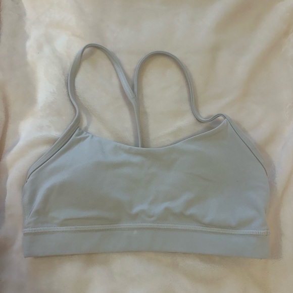 Women's Lululemon flow y Sports Bra white - Picture 3 of 4